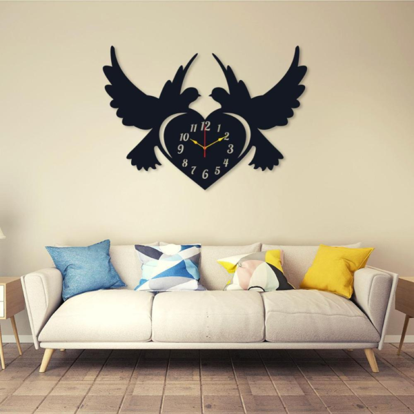 Pigeon Heart Stylish Wall Clock